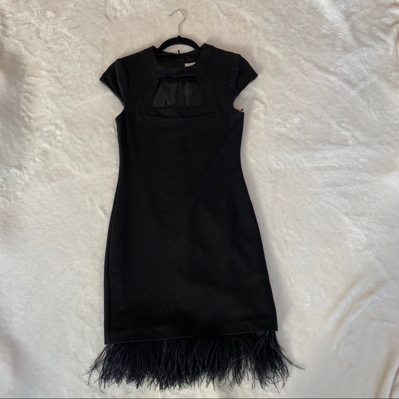 Trina Turk Sm Black Dress with Cutout and Feathers - Picture 1 of 8